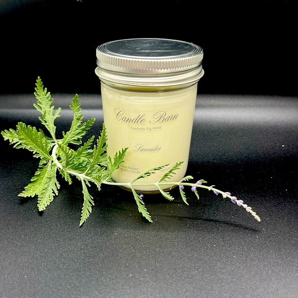 Soy wax candle, hand-poured. Lavender. - Picture 1 of 4